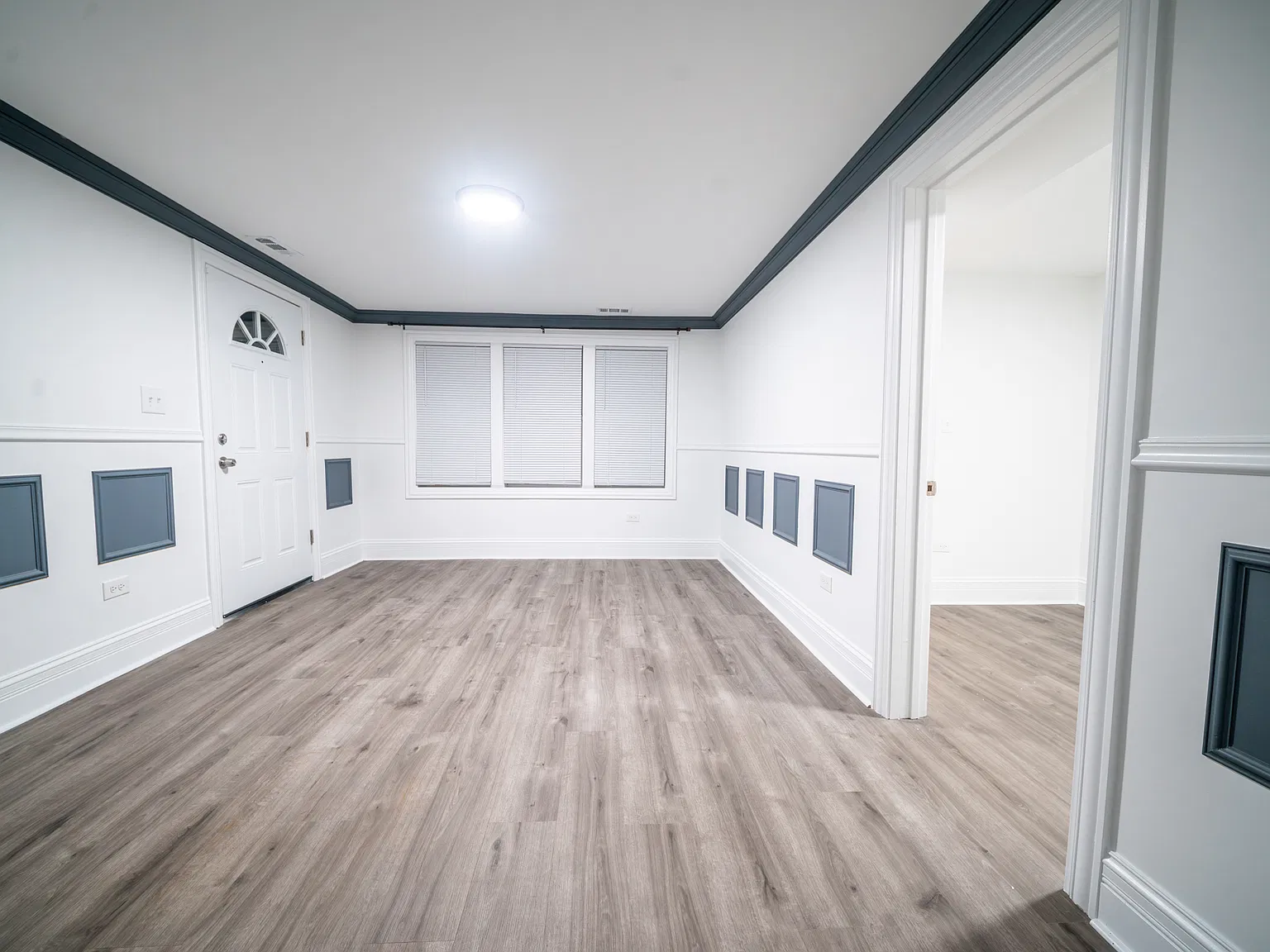 2 bed, 900 sqft, $1,700 — Photo 3