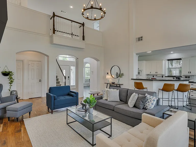 5604 Hill Haven Ct — Photo 5