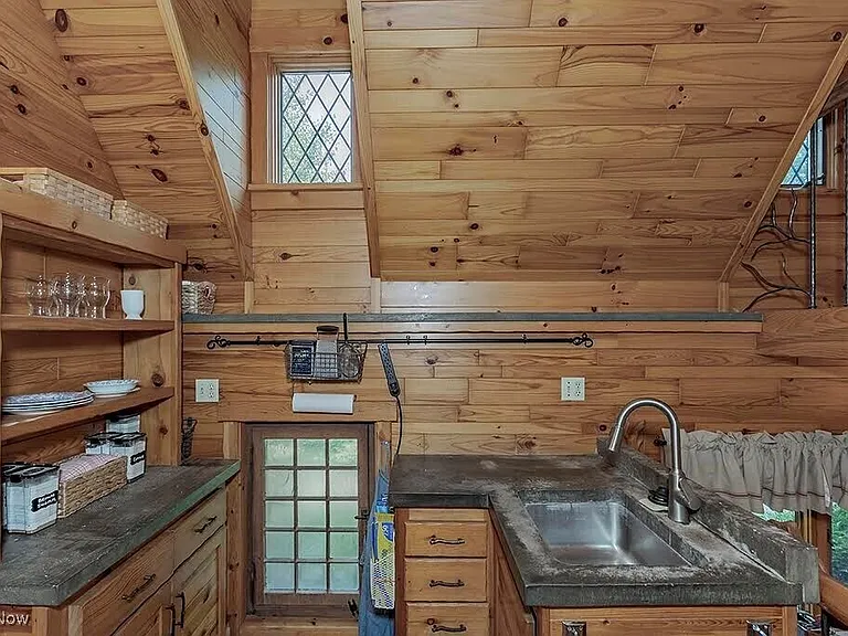 7020 S Woodland Rd — Photo 26