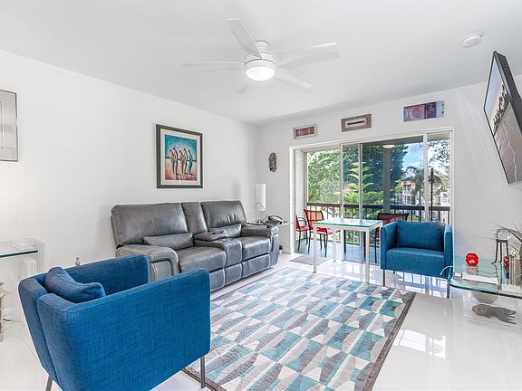 3rd image of 811 S Hollybrook Drive #301