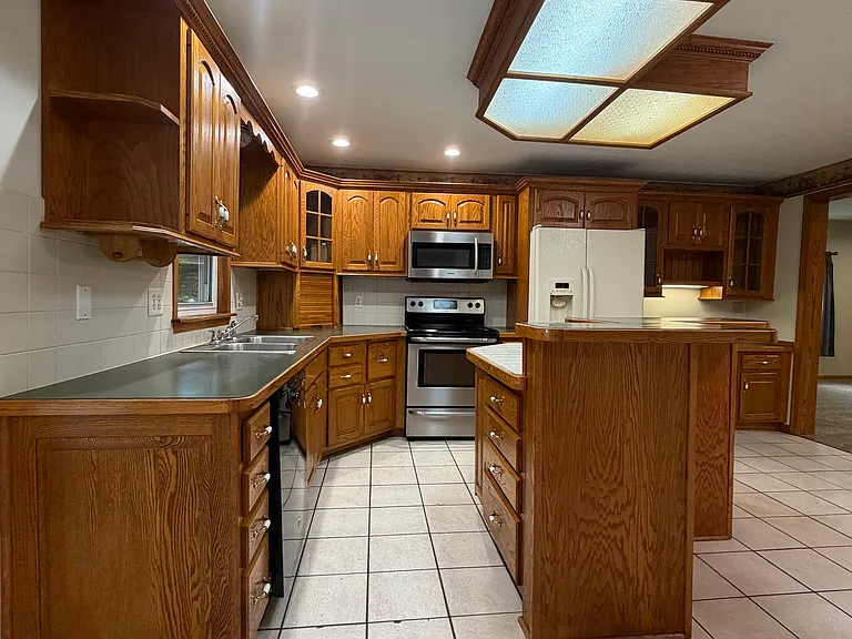 6422 Edison St NE — Photo 11