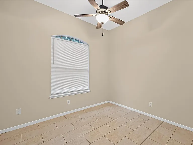 17230 Hollow Sands Ct — Photo 23