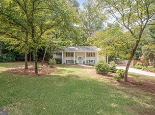 9830 La View Cir, Roswell, GA 30075