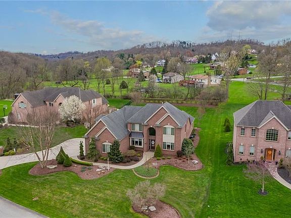 2nd image of 5504 Sanria Ct