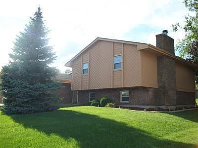 3rd image of 2115 Sir Lockesley Dr