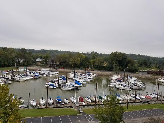 3rd image of 5433 Harbortown Cir