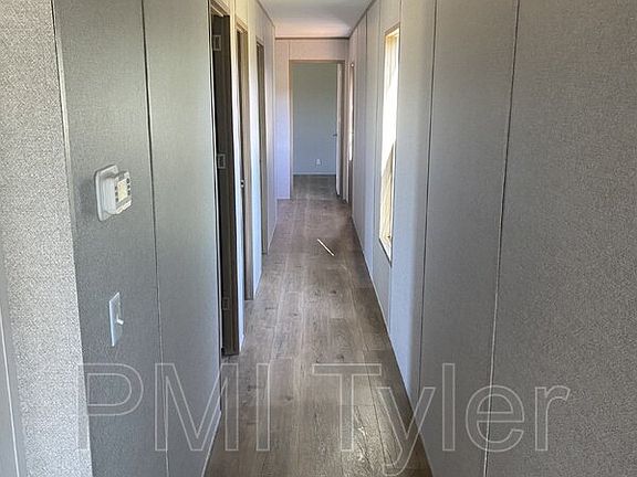 5th image of 123 Dogwood St