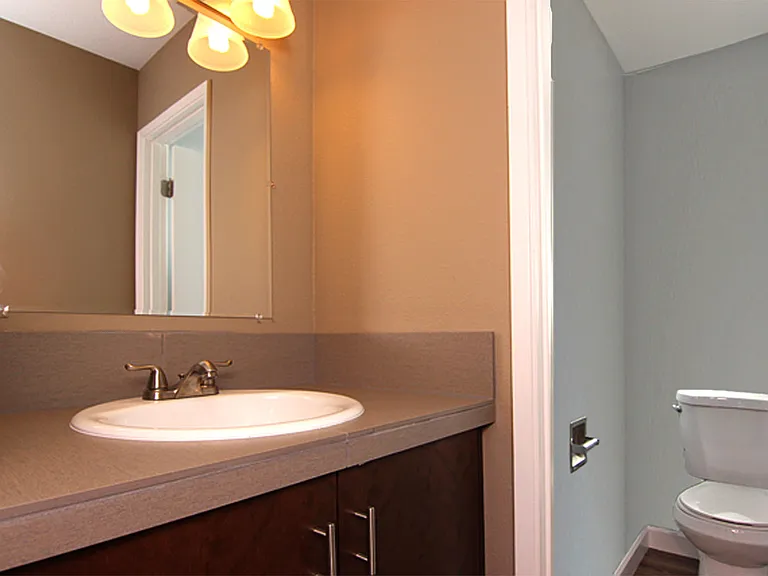 Baird Street Apartments — Photo 10