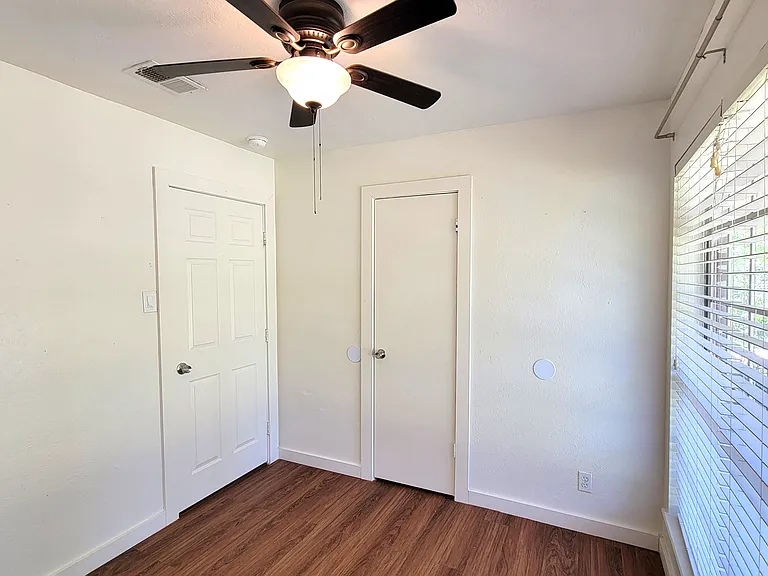 2100 Hill Top Ct #1 — Photo 26