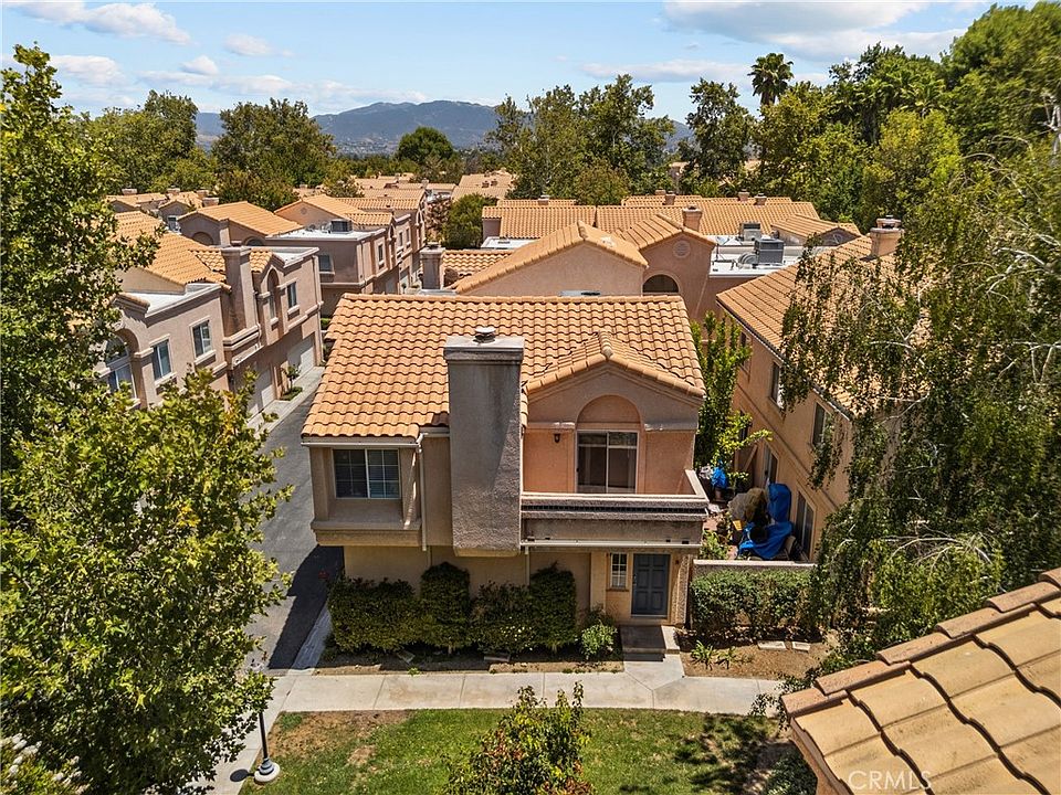 1st image of 25146H Steinbeck Ave