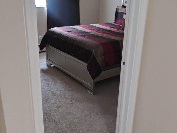 2nd image of 3225 W 111th St APT 203