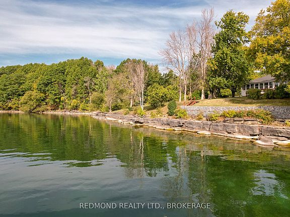 2nd image of 1686 Howe Island Dr