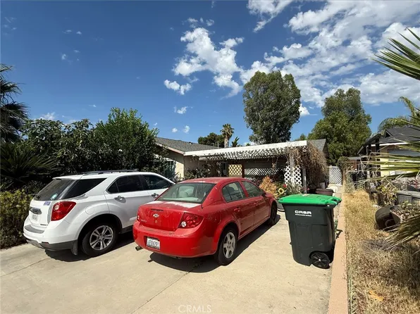 940 Marlyce Ln, Hemet, CA 92543