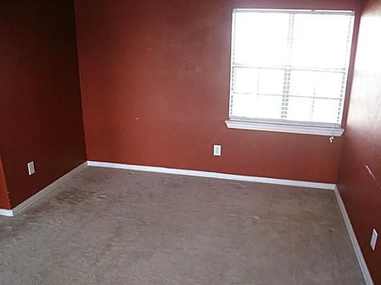 1524 Chestnut Dr — Photo 12
