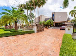 250 SW 84th Ave, Miami, FL 33144