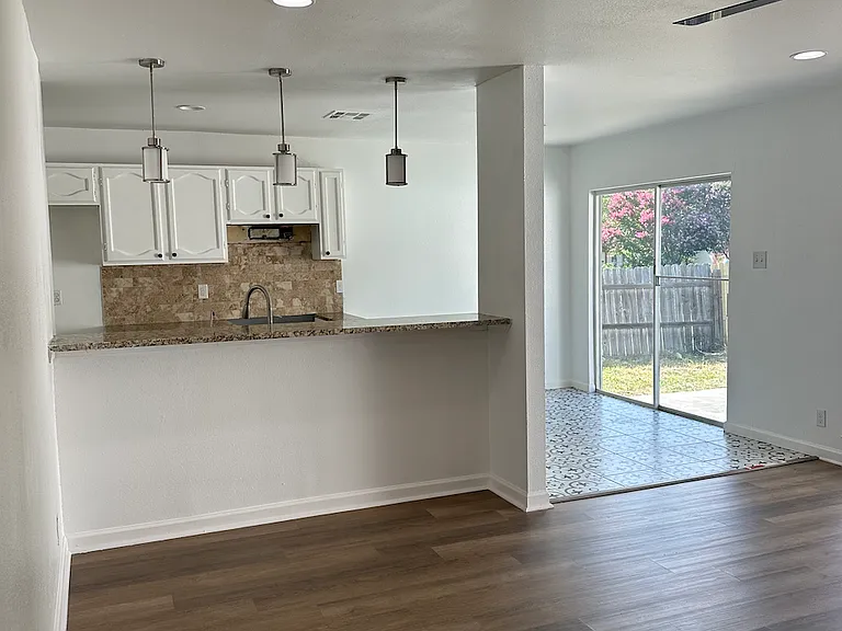 6807 Laguna Norte — Photo 3