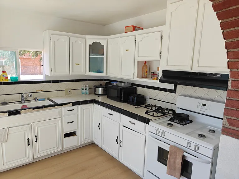 Anacapa Rd — Photo 2