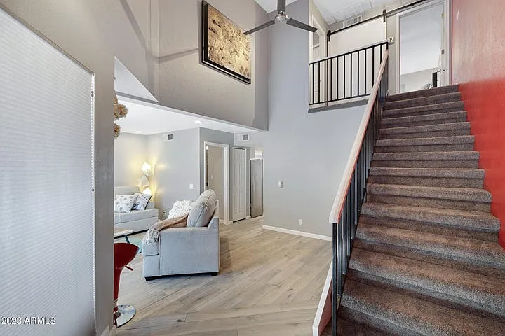 2 bed, 2.5 bath, 1393 sqft, $3,000 — Photo 3