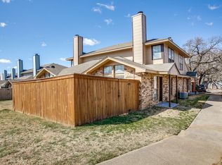 113 Peachtree Ct APT B, Kennedale, TX 76060