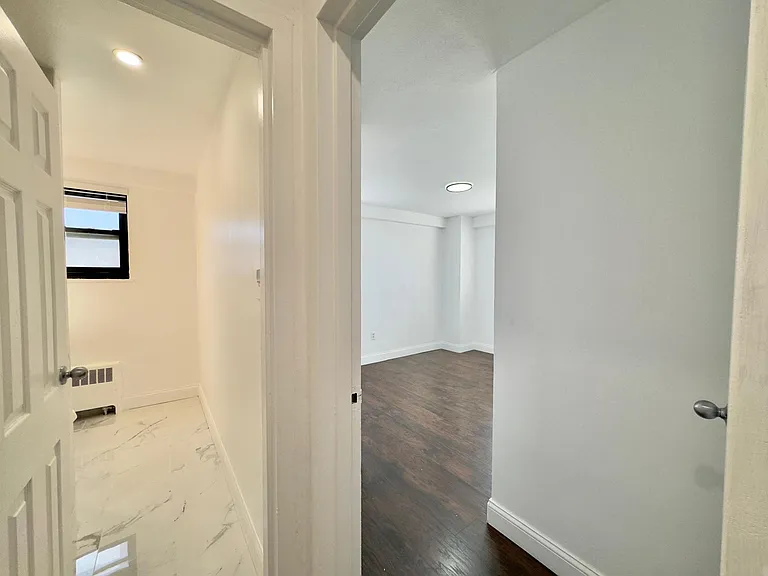 11720 Edgewater Dr #216 — Photo 19