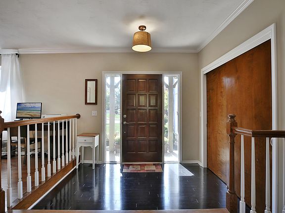 4th image of 600 Ipswich St