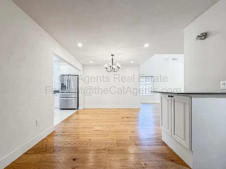 4207 Queen Anne Dr — Photo 7
