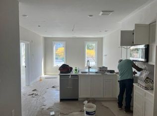 203 Green St #306, Jamaica Plain, MA 02130