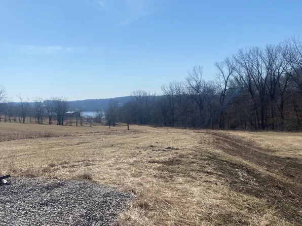 28779 Eastview Dr, Moravia, IA 52571