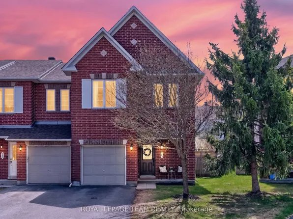 75 Scampton Dr, Ottawa, ON K2W 1E7