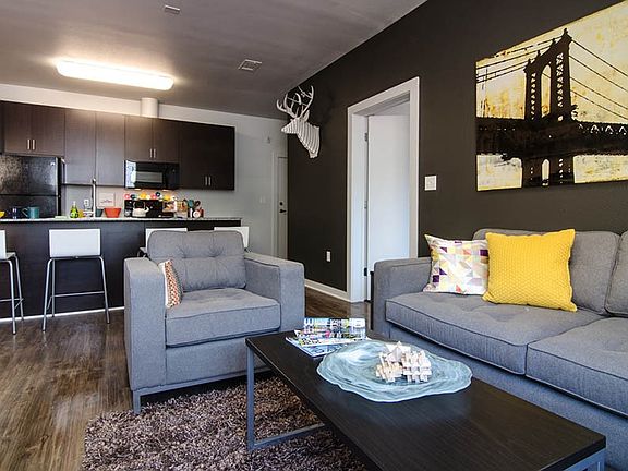 5th image of 831 W Center St APT 429