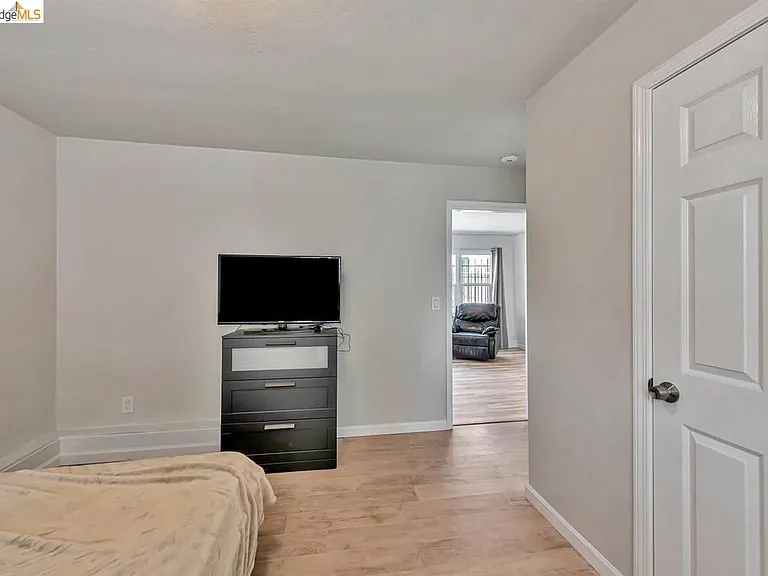 1715 9th Ave #C — Photo 6