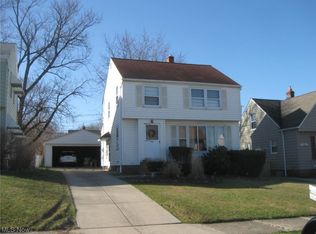 10910 Penfield Ave, Garfield Heights, OH