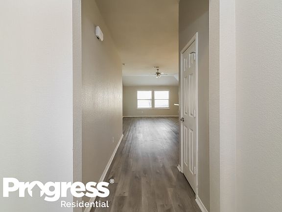3rd image of 1108 Junegrass Ln
