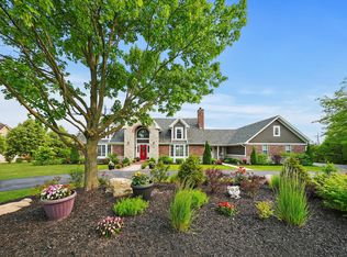 61 Silo Ridge Rd S, Orland Park, IL 60467