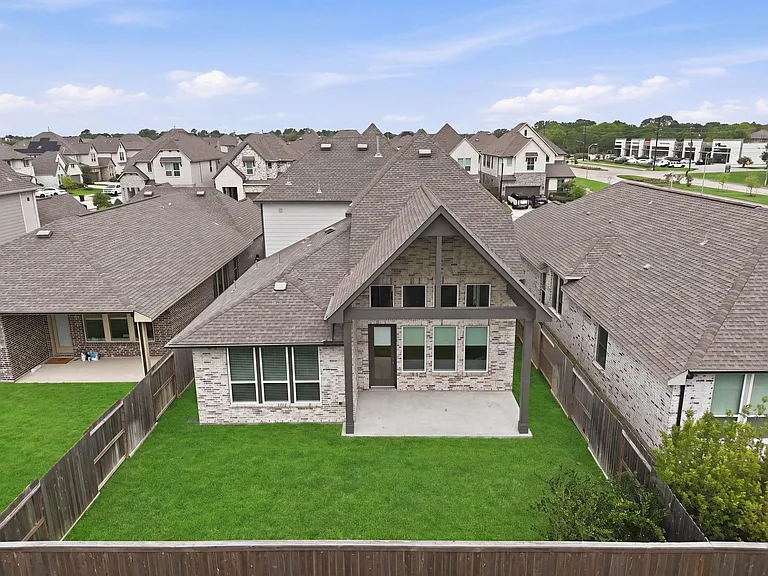 26307 Camden Canyon Ave — Photo 33