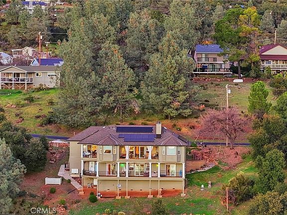 3rd image of 18750 Fernwood Rd