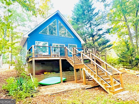 4th image of 788 Lakeshore Rd