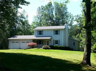 2386 W Kendall Rd, Kendall, NY 14476