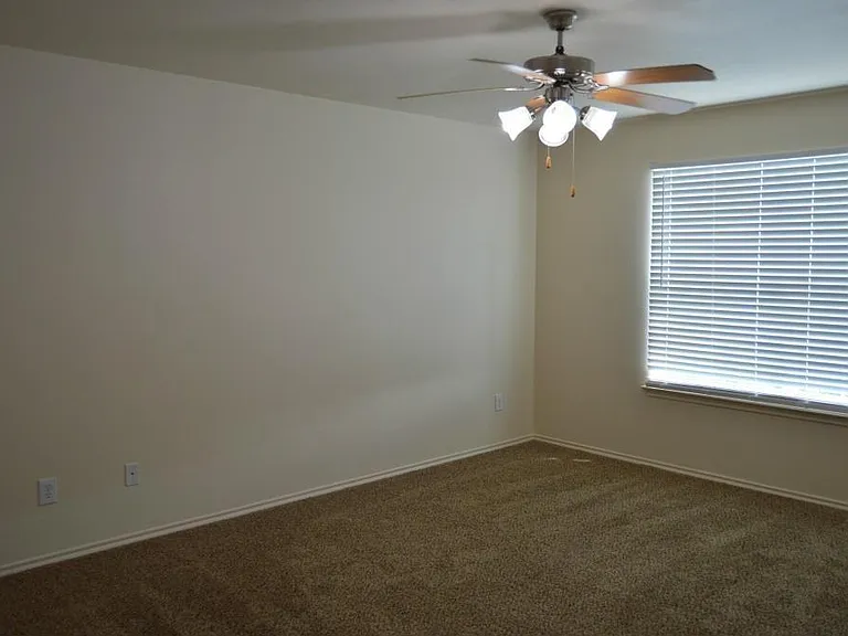 8605 Brunswick Dr — Photo 13