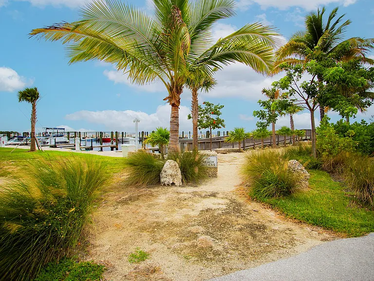 94825 Overseas Hwy #206 — Photo 40
