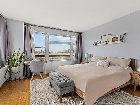 3rd image of 41-02 Queens Blvd APT 3D