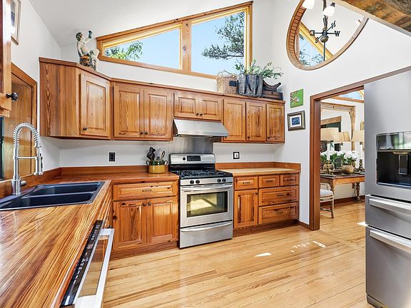 4th image of 509 14th Ave. S