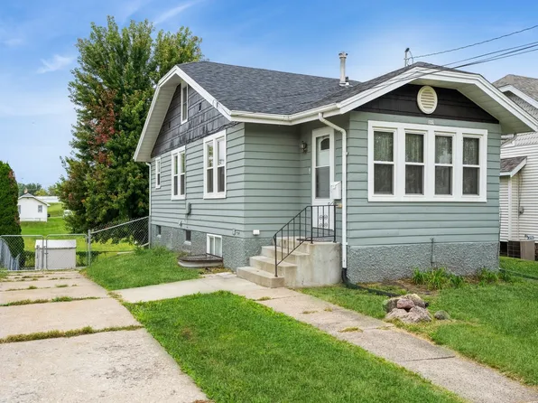 205 E 13th St N, Newton, IA 50208