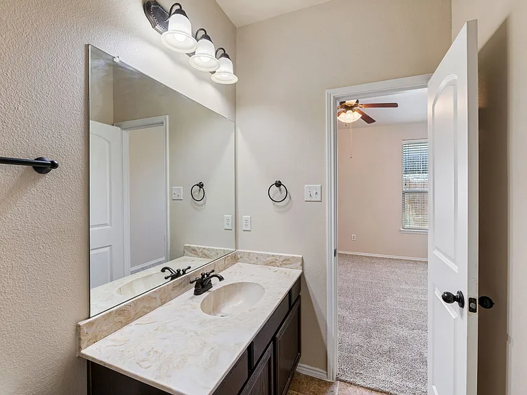 332 Schirra Ct — Photo 16