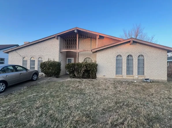 912 Kelley Dr, Everman, TX 76140