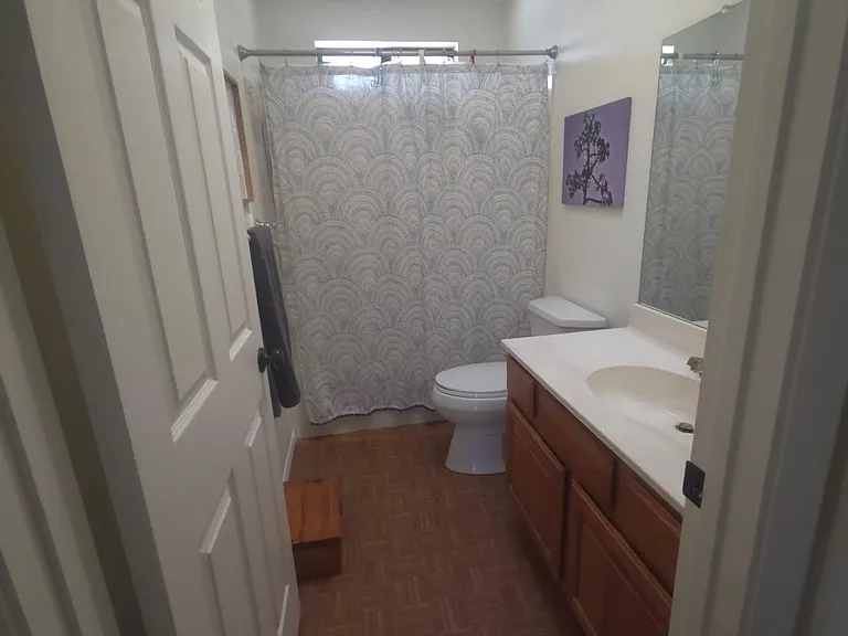 2nd bathroom.