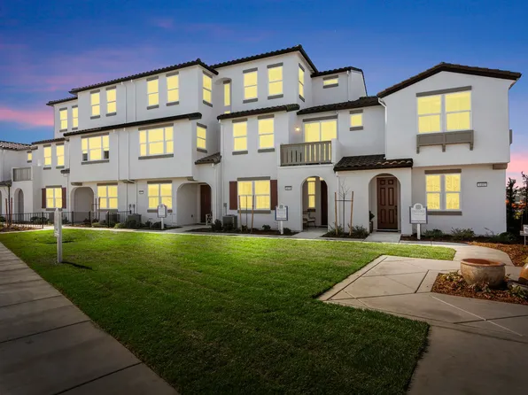 Spacious Townhomes in Provence at Natomas
