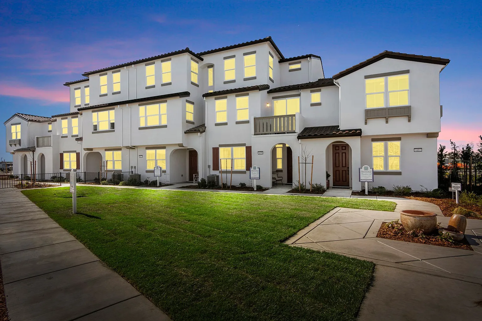 4470 Saone Walk #B71b1fc8d photo 1