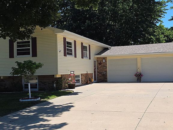 5th image of 544 Midland Dr