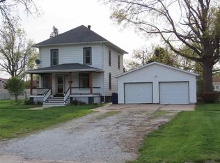 852 N 5th St, David City, NE 68632